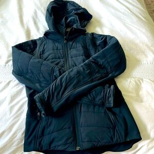 Lululemon water resistant jacket with fleece interior, navy size XS